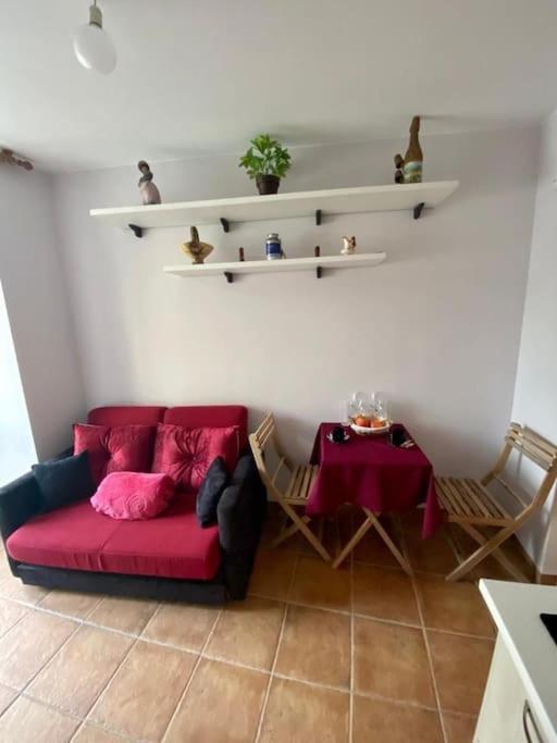 Melle: Un Descanso En El Camino Sarria